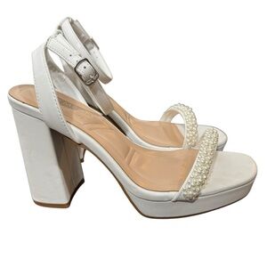 TOP MODA White Pearl Embellished Block Heels, Size 6.5